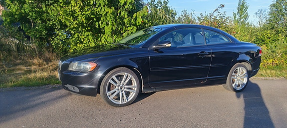 Volvo C70 13 of 30