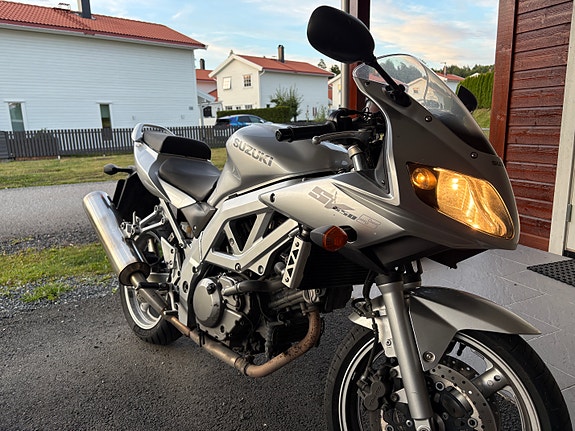 Suzuki SV 650 S 3 of 4