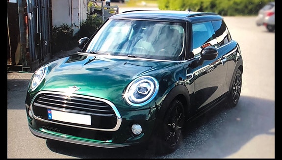 MINI Cooper 2 of 5