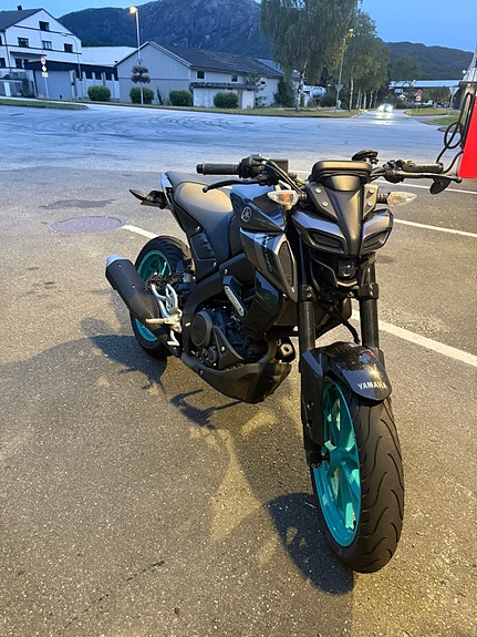 Yamaha MT-125 7 of 8