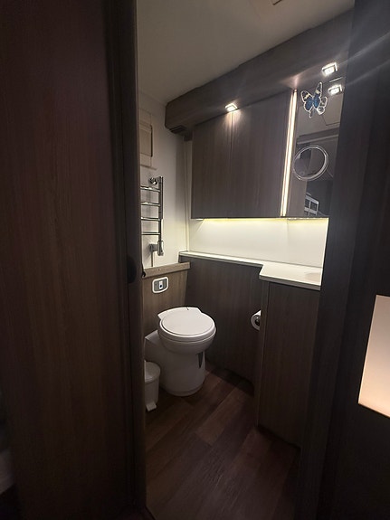 KABE ROYAL 780 ETDL KS | KØYESENG | ALDE | GULVVARME | MIKRO | SENTRALSTØVSUGER | ATC 26 of 30