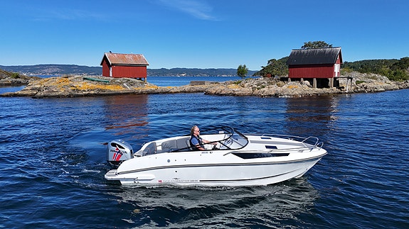 Èn eiers Oceanmaster 680 DC m/ 250 hk Honda. Stor solseng foran. Leveringsklar! 13 of 30