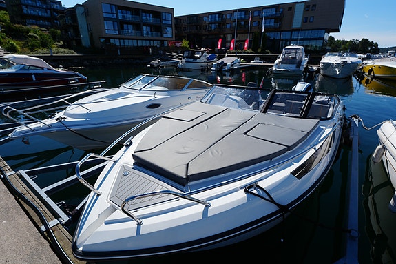 Èn eiers Oceanmaster 680 DC m/ 250 hk Honda. Stor solseng foran. Leveringsklar! 23 of 30