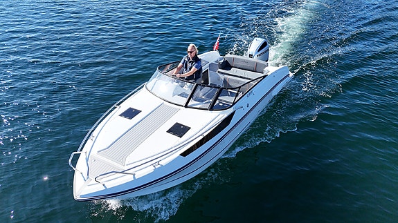 Èn eiers Oceanmaster 680 DC m/ 250 hk Honda. Stor solseng foran. Leveringsklar! 16 of 30