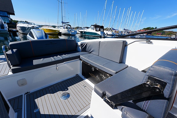 Èn eiers Oceanmaster 680 DC m/ 250 hk Honda. Stor solseng foran. Leveringsklar! 26 of 30