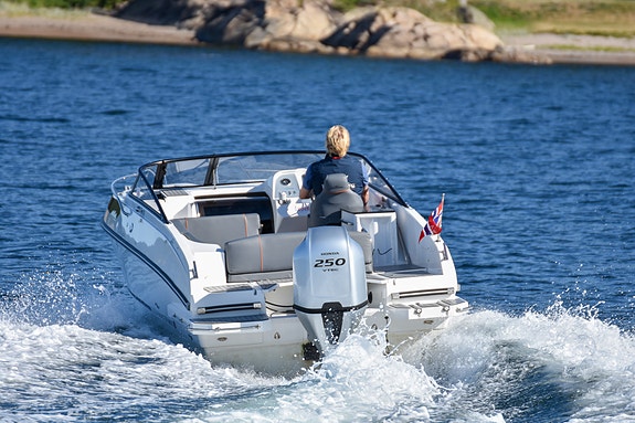 Èn eiers Oceanmaster 680 DC m/ 250 hk Honda. Stor solseng foran. Leveringsklar! 20 of 30