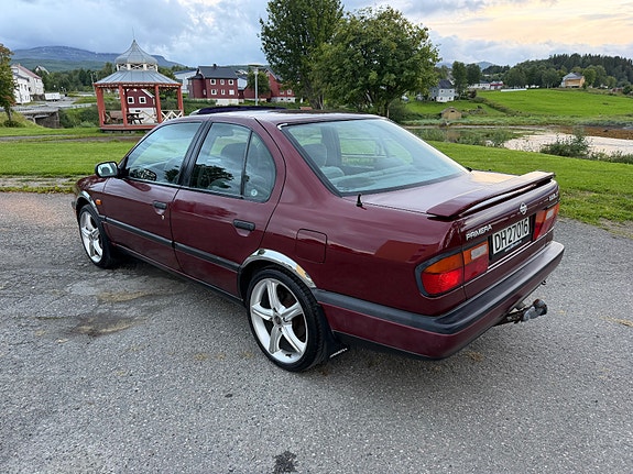 Nissan Primera 17 of 30