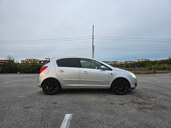 Opel Corsa 11 of 22