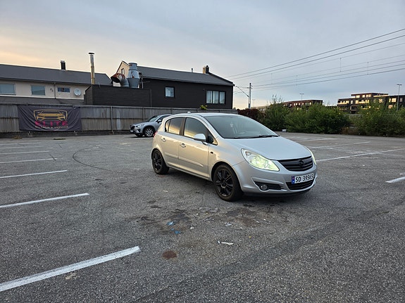 Opel Corsa 13 of 22