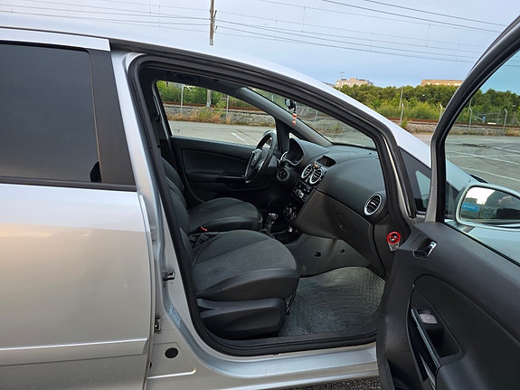 Opel Corsa 20 of 22