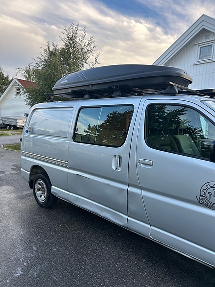 Toyota HiAce 5 of 5