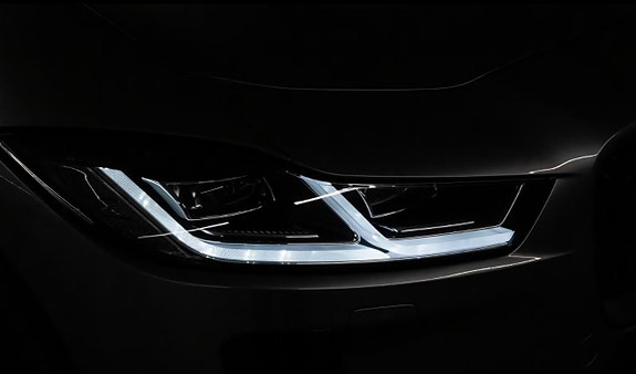 Jaguar I-PACE 7 of 30