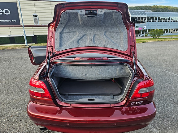 Volvo C70 29 of 30