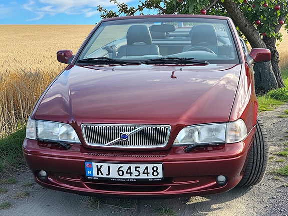 Volvo C70 5 of 30