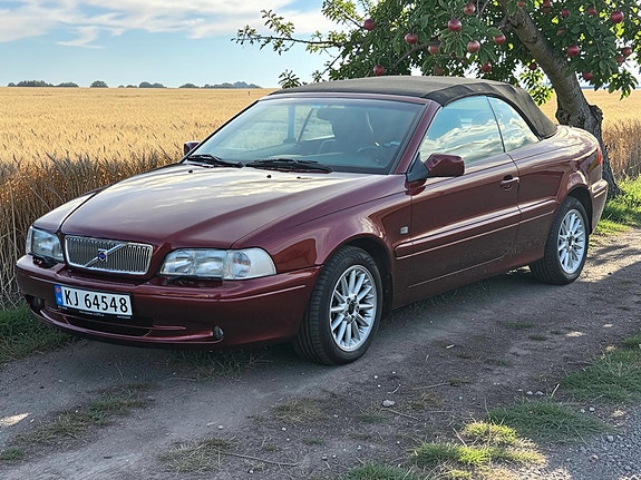Volvo C70 22 of 30