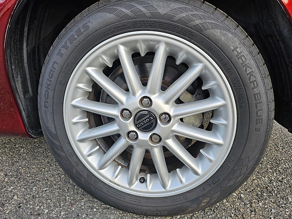 Volvo C70 24 of 30