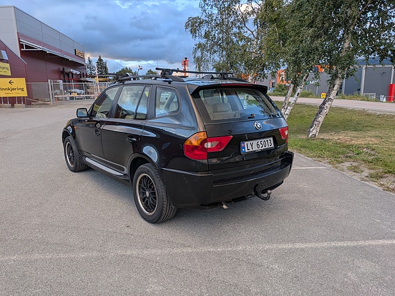 BMW X3 3 of 5