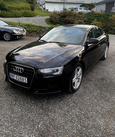 Audi A5 2 of 5