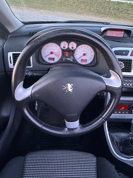 Peugeot 307 11 of 17