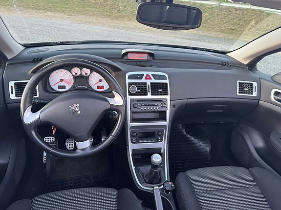 Peugeot 307 10 of 17