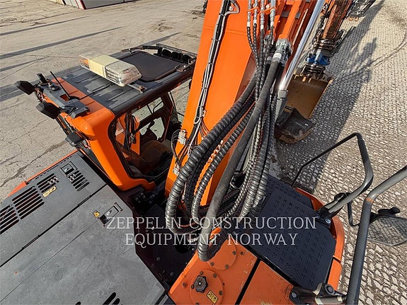 Doosan DX235LCR 12 of 21