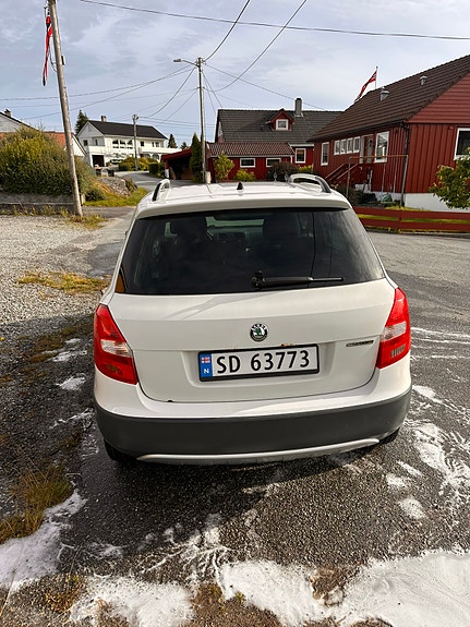 Skoda Fabia 5 of 12