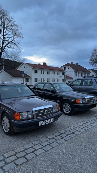 Mercedes-Benz 190 E 6 of 27