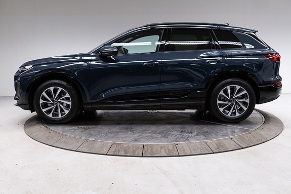 Audi Q6 e-tron 2 of 5