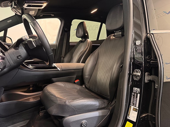 Mercedes-Benz EQS450 11 of 30