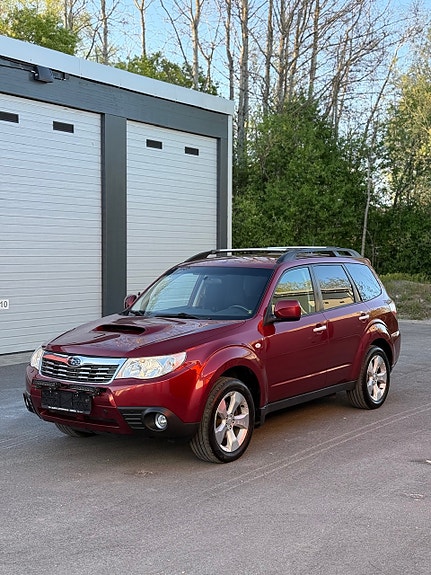Subaru Forester 4 of 5