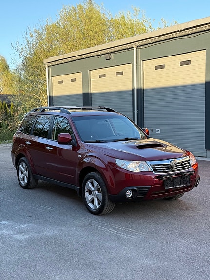 Subaru Forester 3 of 5