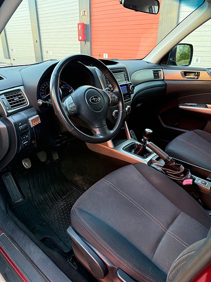 Subaru Forester 27 of 30