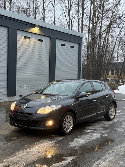 Renault Megane 3 of 5