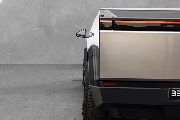 Tesla Cybertruck 7 of 30