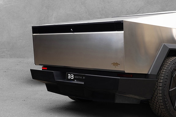 Tesla Cybertruck 3 of 30