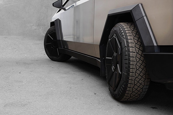Tesla Cybertruck 9 of 30
