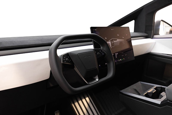 Tesla Cybertruck 23 of 30
