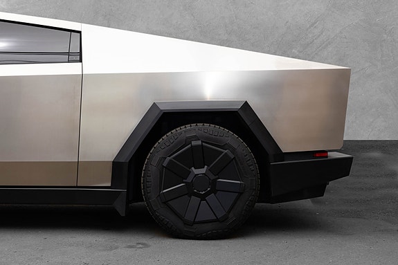 Tesla Cybertruck 12 of 30
