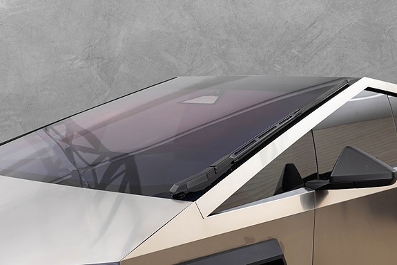 Tesla Cybertruck 15 of 30