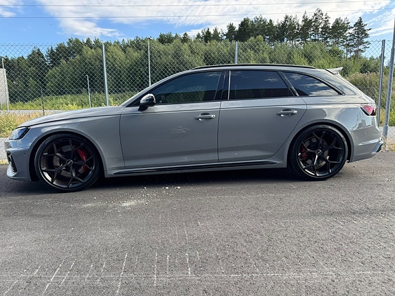 Audi RS4 14 of 30