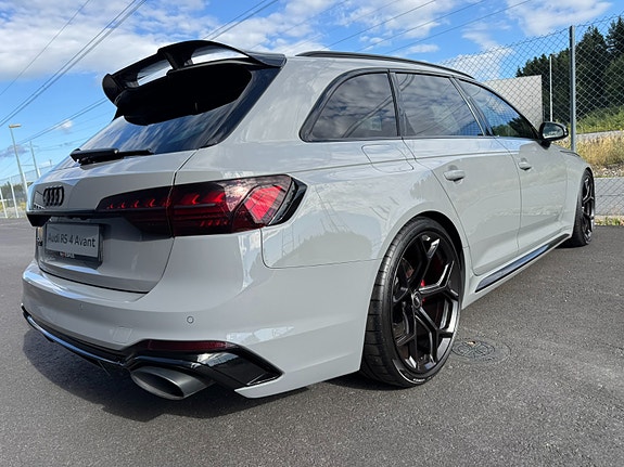 Audi RS4 11 of 30