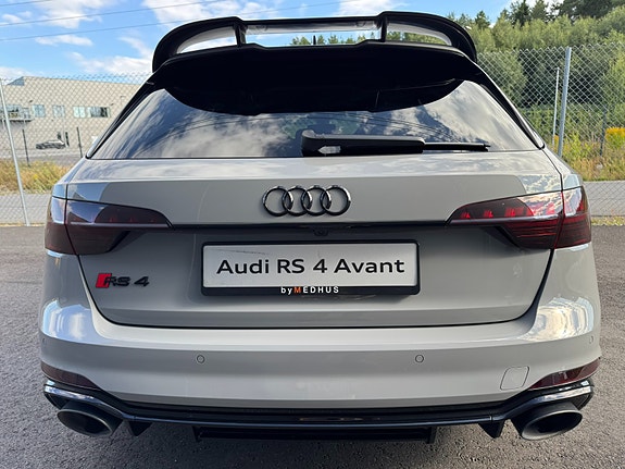 Audi RS4 10 of 30