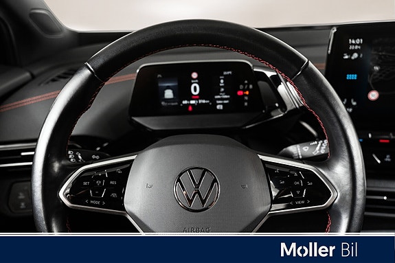 Volkswagen ID.4 GTX 9 of 17