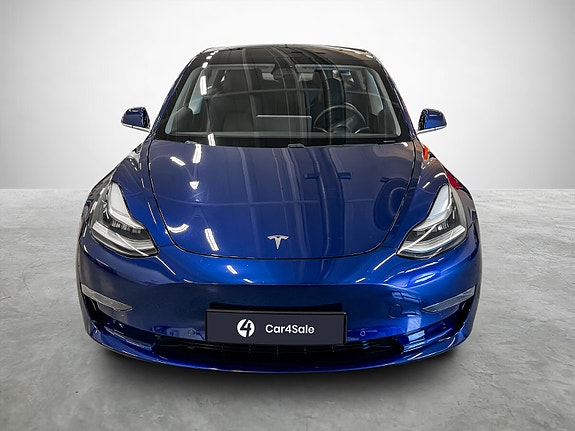 Tesla Model 3 8 of 30