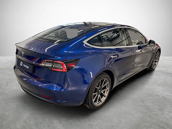 Tesla Model 3 5 of 30