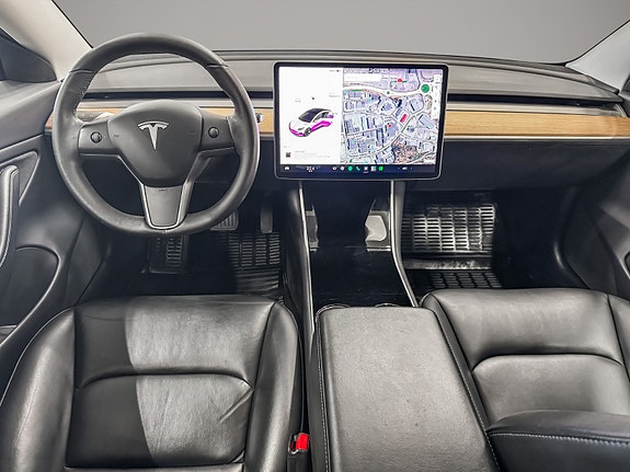 Tesla Model 3 13 of 30