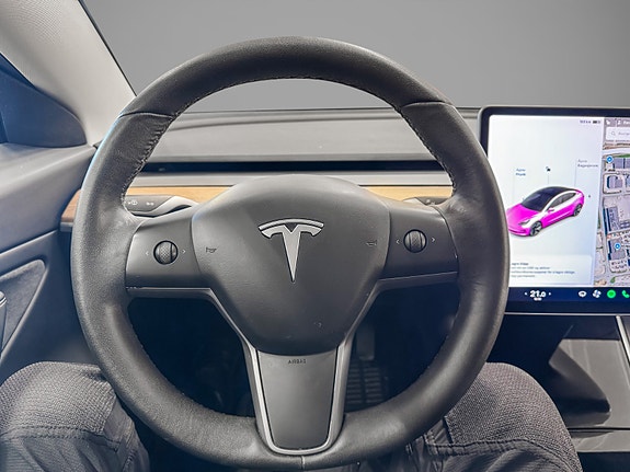 Tesla Model 3 14 of 30