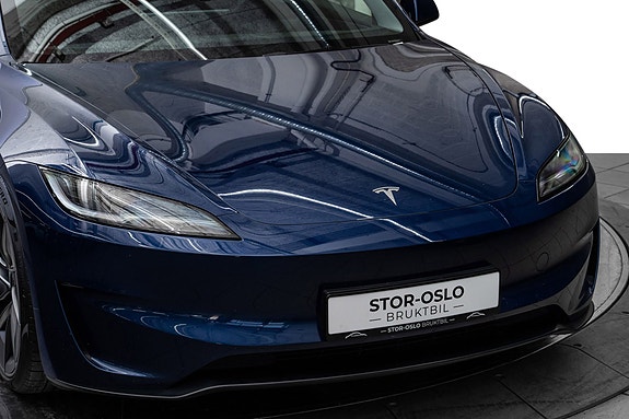 Tesla Model 3 2 of 5