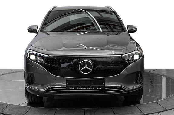Mercedes-Benz EQA300 3 of 5