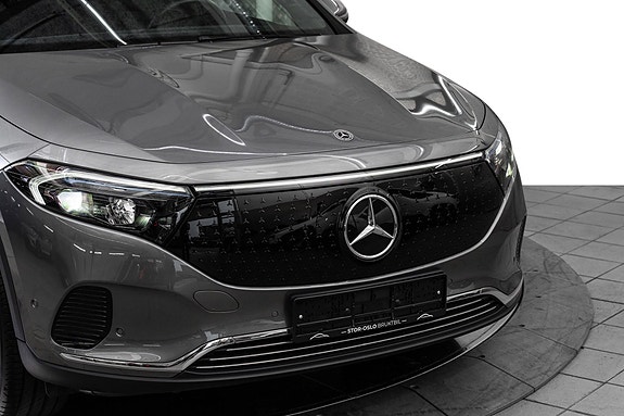 Mercedes-Benz EQA300 2 of 5